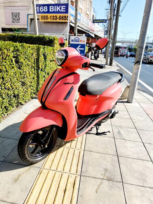 Yamaha Grand Filano Hybrid Connected 2025 4