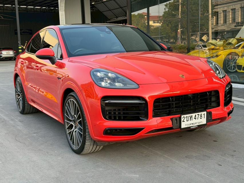 รหัสรถ KPV4781 2021 Porsche Cayenne S E-Hybrid Coupe สี Lava Orange