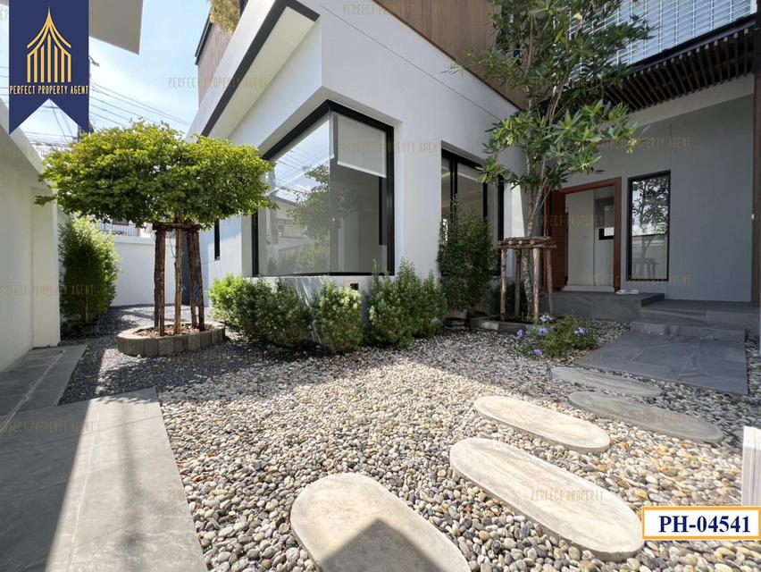 ขาย บ้านเดี่ยวใหม่ Modern สุขุมวิท วชิรธรรมสาธิต 5