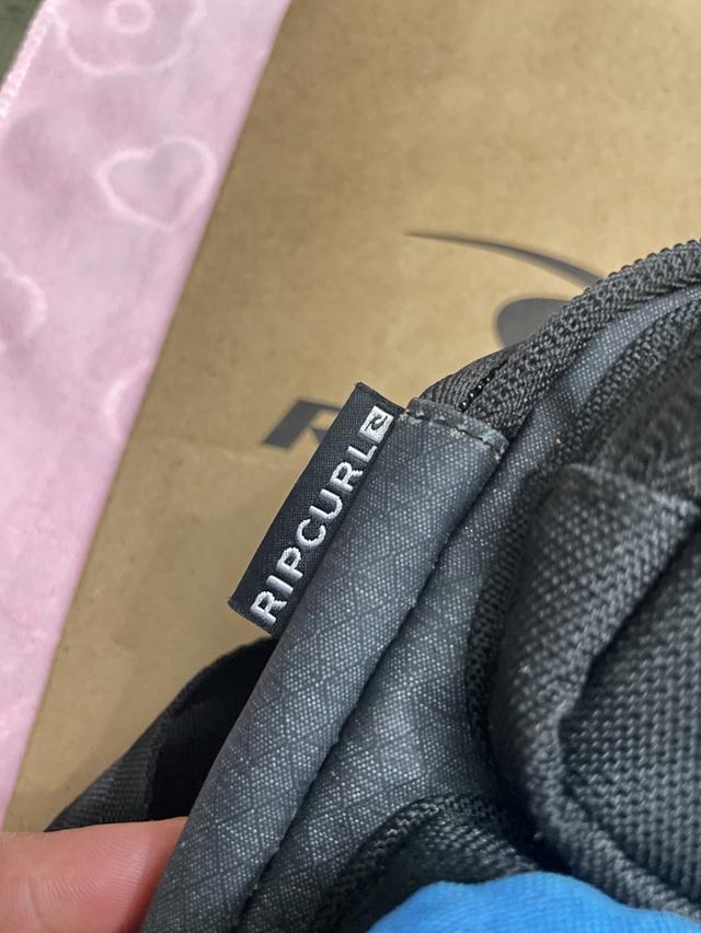 กระเป๋าสะพายข้าง RipCurl ของแท้ รูปที่ 3