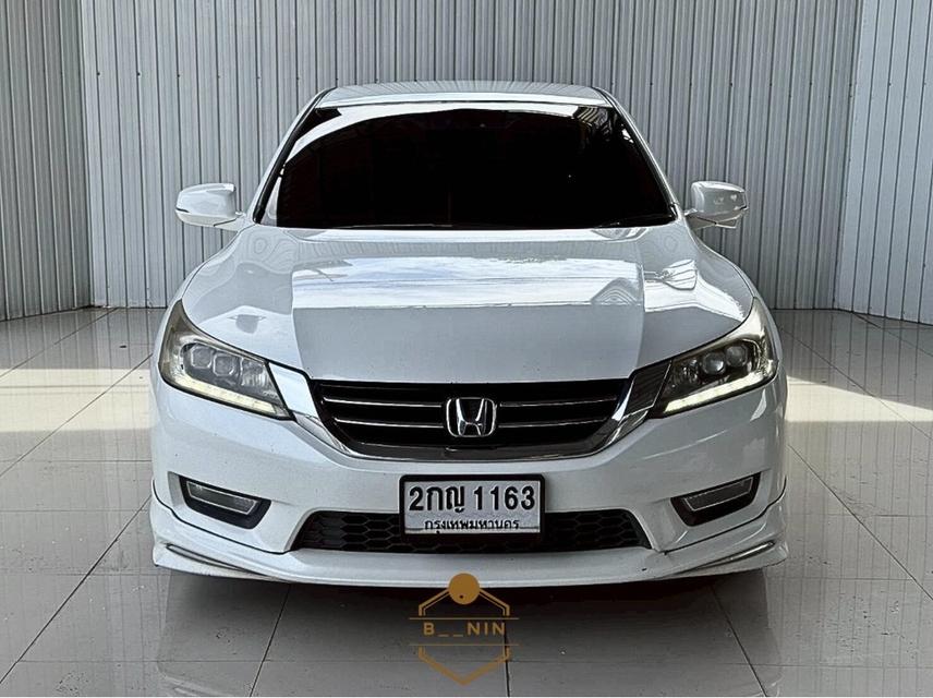 รถยนต์ honda