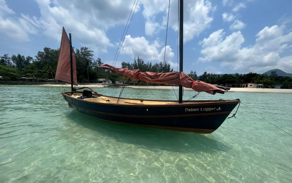 ขายด่วเรือใบ Deben Lugger Day Boat ปี 2015 4