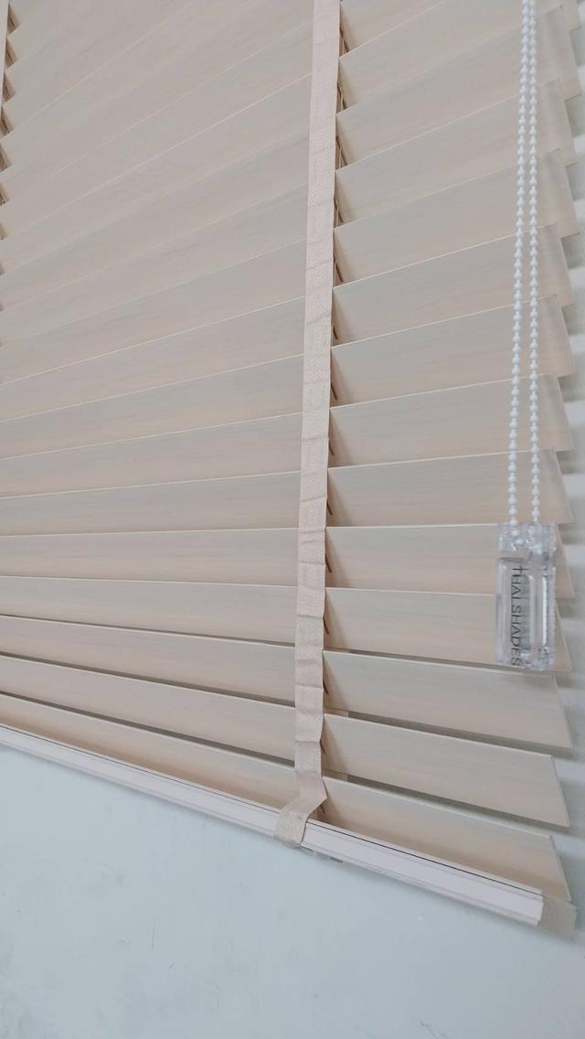 ลด50 %มู่ลี่ไม้ โฟมวู้ด มือหนึ่ง ไซส์ 89x100cm. และ 98x110 cm.