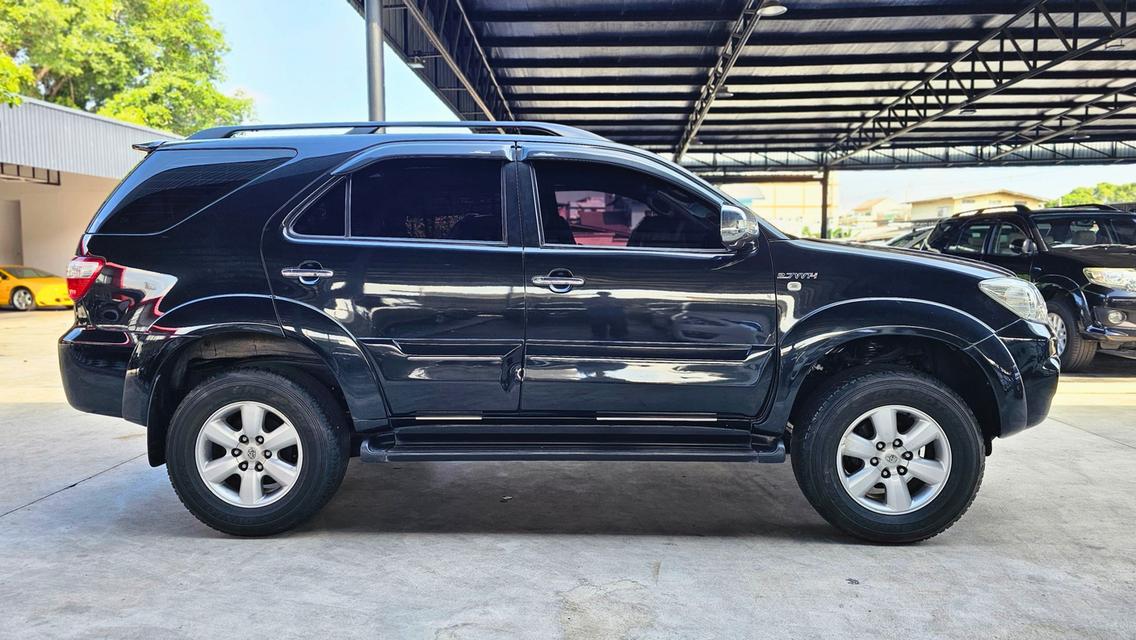2009 Toyota FORTUNER 2.7 V SUV (ปี 08-11) 🚗ราคาพิเศษ: 💵269,000 | ผ่อน💳 6,XXX / เดือน 🏁• ล้อแม็กแต่งและ ท่อ ZOOM EXHAUST thailand• รูปย่อยที่ 4