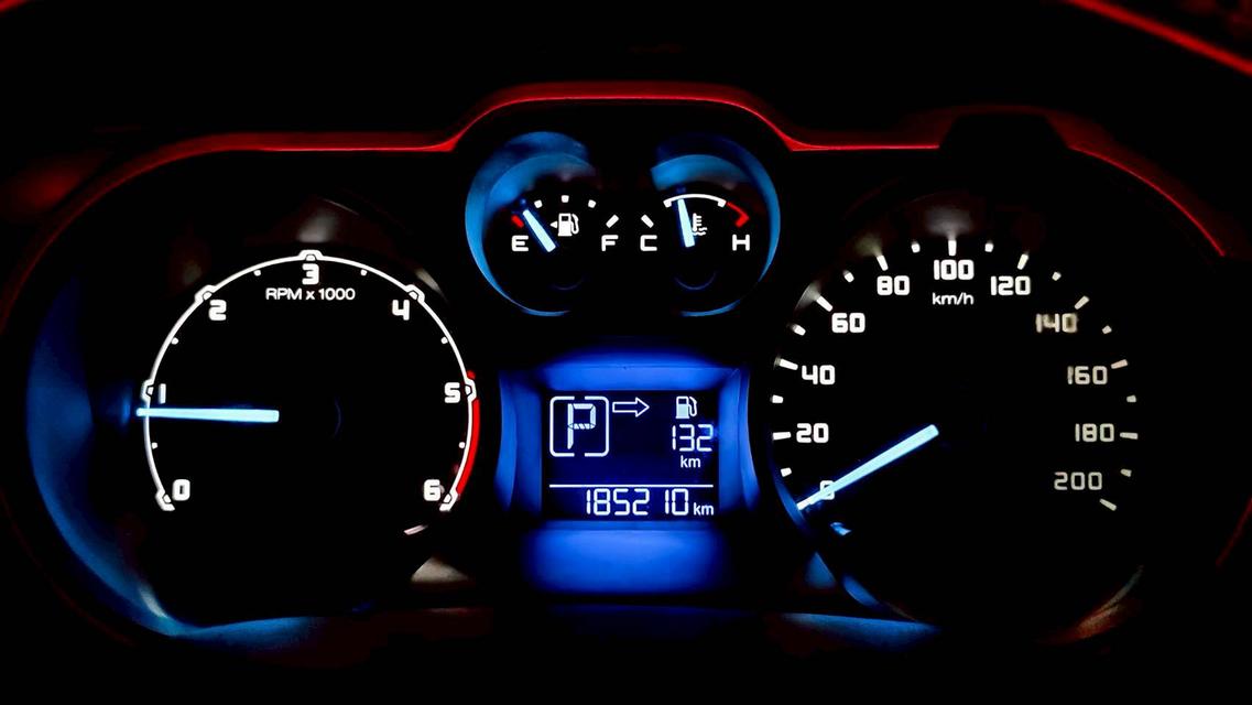 ขาย Ford Ranger 2.2Xlt Hi-Rider ปี12 8