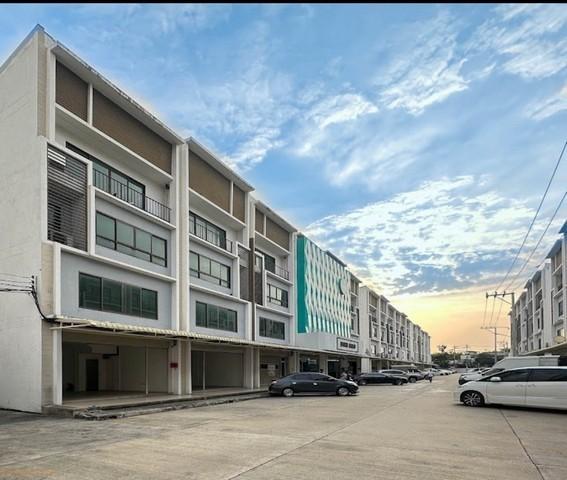 ให้เช่าอาคารสำนักงาน 4ชั้น ถนนวงแหวนอุตสาหกรรม ,ทางพิเศษสายบางพลี-สุขสวัสดิ์ โครงการซิลค์ สุขสวัสดิ์ เขตราษฎร์บูรณะ 1