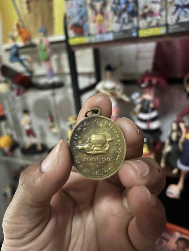 พระอาจารย์ฝั้น รุ่น9 เนื้อ ทองฝาบาตร รูปที่ 5