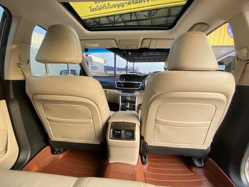 รถเก๋ง HondaAccord ปี 2013 รูปที่ 8