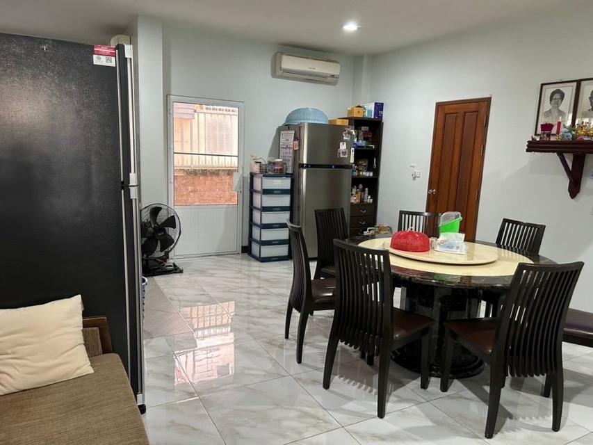 ขายบ้านเดี่ยว 2 ชั้น หมู่บ้านปริญญดา เพชรเกษม - กาญจนาภิเษก เฟอร์นิเจอร์ครบพร้อมอยู่  16