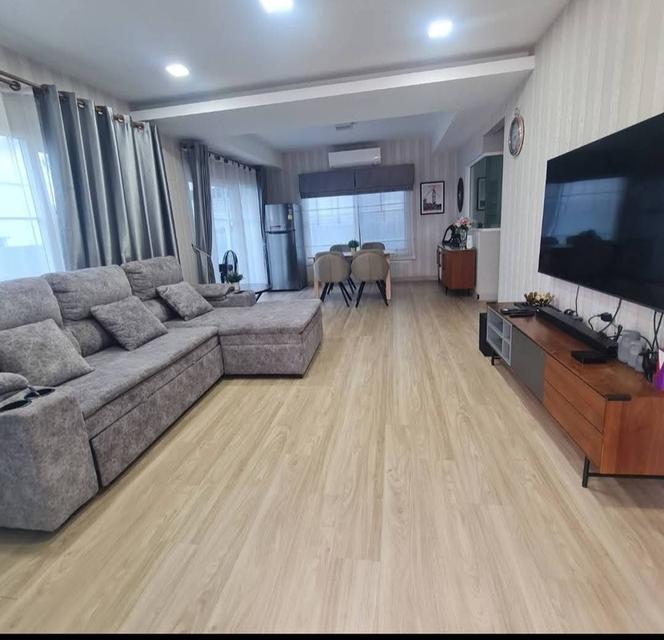 ให้เช่า Villaggio ศรีนคริน บางนา โครงการ1 ใกล้ Mega Bangna ขับรถแค่5นาที เท่านั้น  6