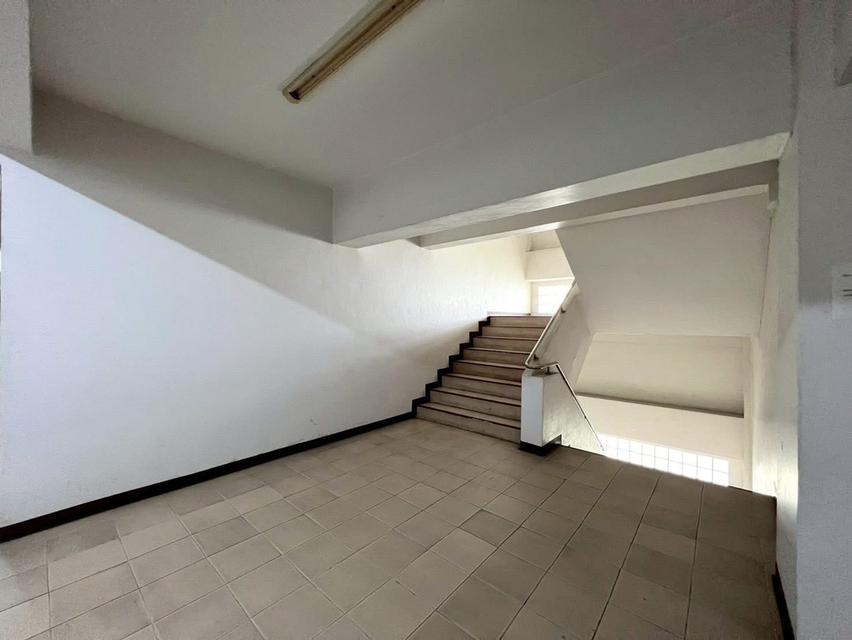 ขายด่วน! คอนโดนนทรีย์ เรวดี 36 ตร.ม. ชั้น 5 10