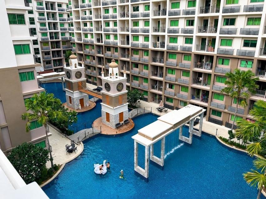 For Sale — Never-Occupied Condo at Arcadia Continental PattayaCondo for sale at Arcadia Continental Pattaya, located in the Thappraya area 10