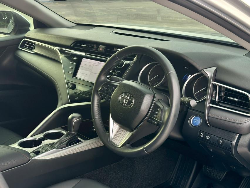 รหัสรถ PAT3955 📌 Toyota Camry 2.5HV Hybrid (ACV70) สีบรอนซ์เงิน ปี 2020 6