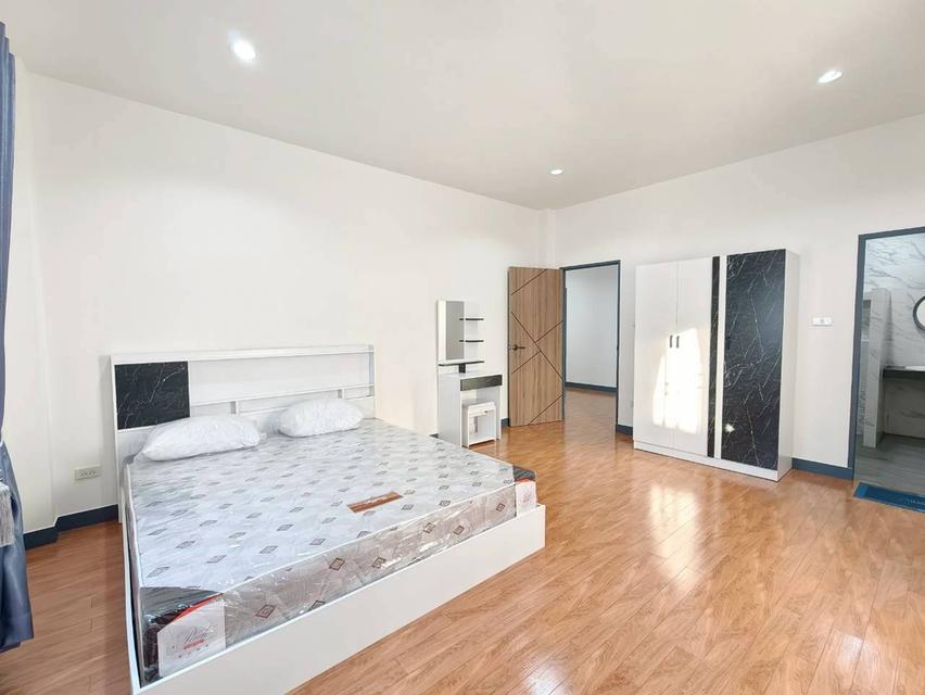 🏡 บ้านเดี่ยวหลังใหญ่ 304 ตร.ม. ทำเลรวมโชค ใกล้ รร.ต้นกล้า เพียง 1.5 กม. Spacious 4-Bedroom House - 304 sq.m., 3 mins to Tonkla School & Ruamchok 8