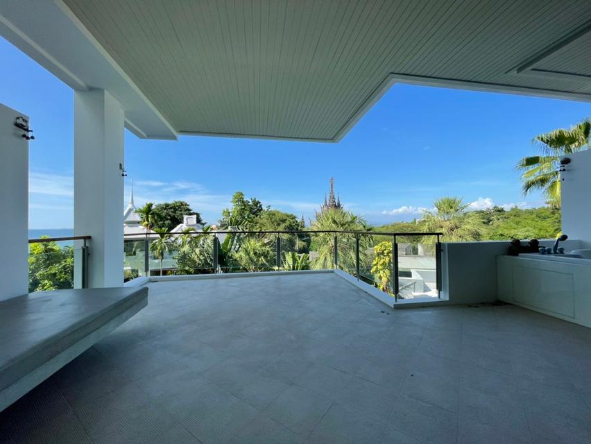 ขายคอนโดพัทยา BEACHFRONT ️️วิวทะเลติดหาดส่วนตัว 2ห้องนอน 2ห้องน้ำ โครงการ The Sanctuary Wong Amat 5