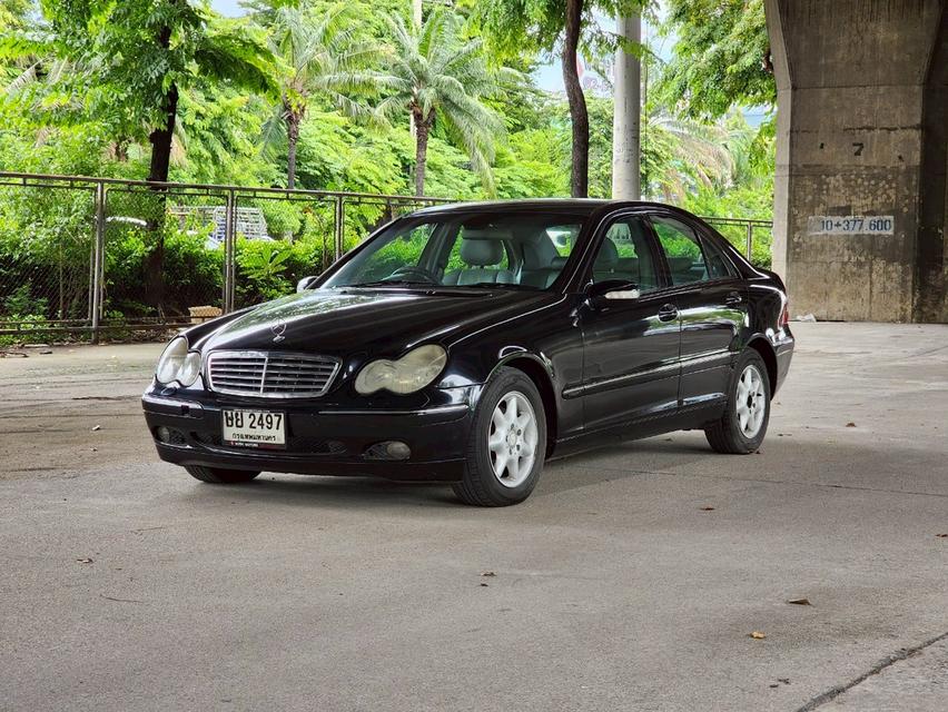 Benz C180 W205 ปี 2004