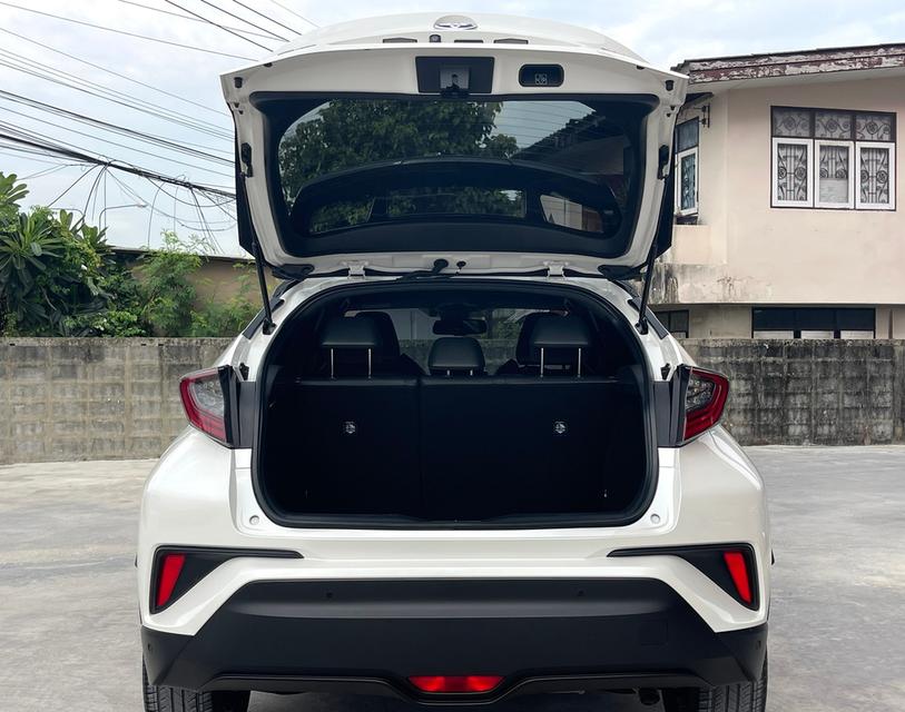 ขาย Toyota CHR 1.8Hybrid ปี19 17