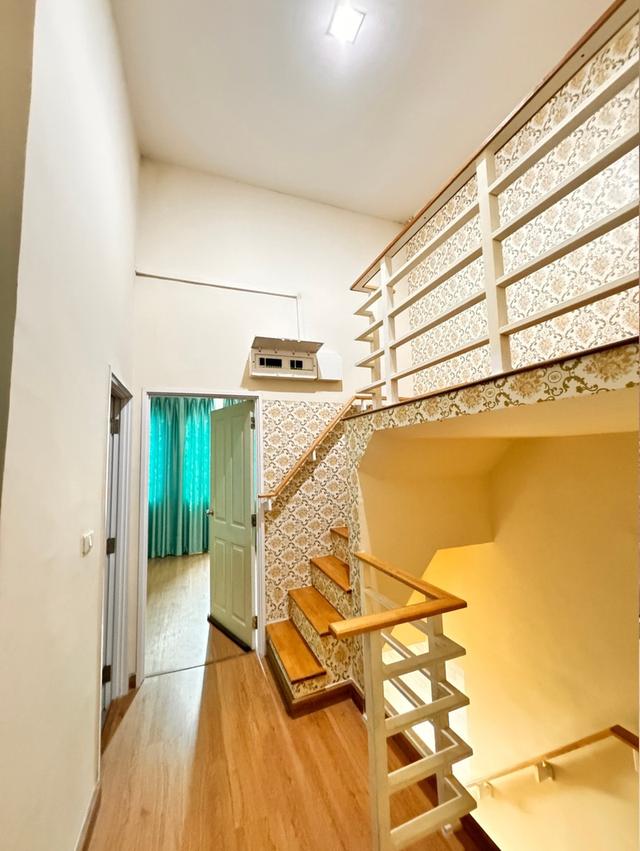 ขายทาวน์เฮ้าส์สวย พร้อมอยู่ ทำเลดี “โกลเด้นทาวน์ รามอินทรา-วงแหวน' 8