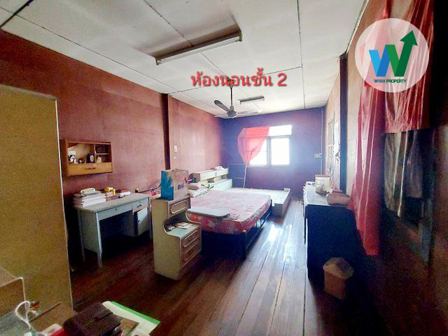 "ที่ดิน 50 ตร.ว. มีสิ่งปลูกสร้าง ใกล้สาทร ราคาเอื้อมถึง! วุฒากาศ 47 เหมาะทำบ้านเช่า หรือ อยู่อาศัยเอง" 7