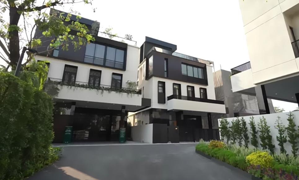 อาณา Rama 9 บ้านพร้อมอยู่ 6