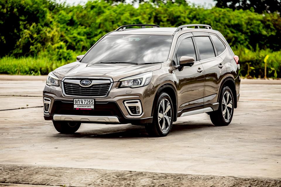 Subaru Forester 2.0S EYESIGHT ปี 2019 สีน้ำตาล มือเดียวป้ายแดง 