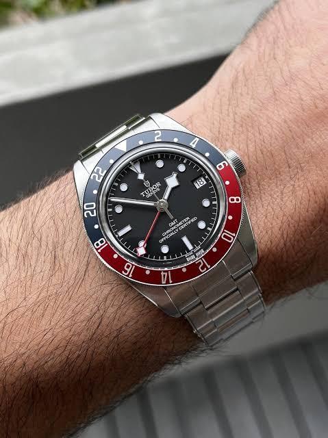 TUDOR Black Bay GMT Pepsi 2022 2