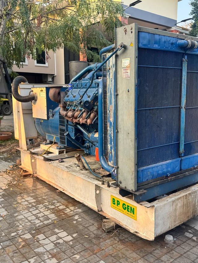 เครื่องกำเนิดไฟฟ้า generator