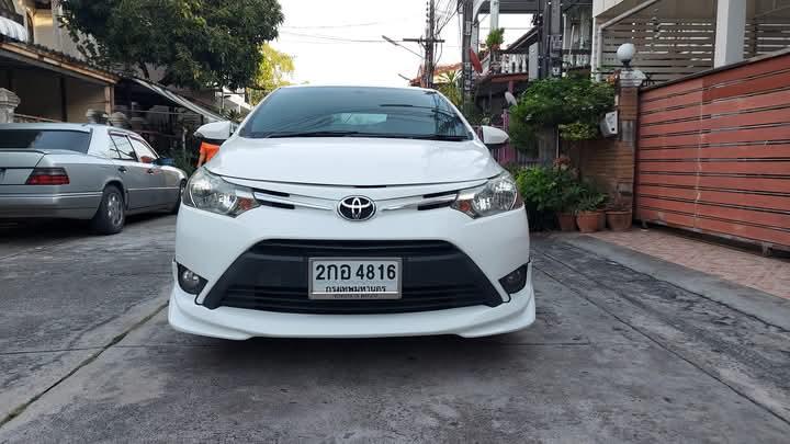 Toyota Vios มือสองสีขาวสวยๆ