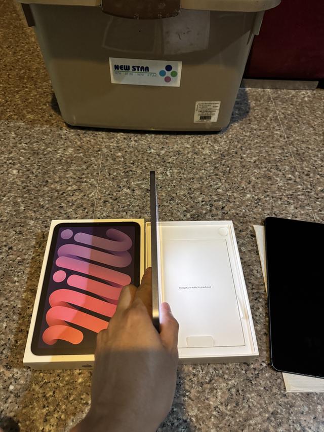 ขายiPadMini6สีPurple64กิ๊กมีกล่องสภาพสวยๆใช้งานกีถูหๆ รูปที่ 5