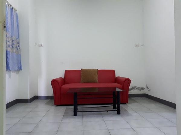 ให้เช่าห้องพักเอื้ออาทรลาดขวาง ฉะเชิงเทรา ตรงข้ามโตโยต้าบ้านโพธิ์ 2