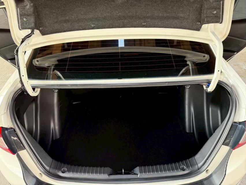 Mazda 2 1.3 SkyActiv High Sedan AT ปี 2015 รถสวยไมล์น้อย 97,xxx km. 20