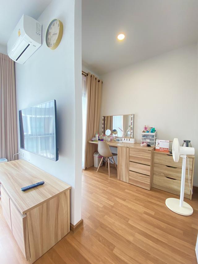 ทาวน์โฮม 3 ชั้น 4ห้องนอน3ห้องน้ำ 8