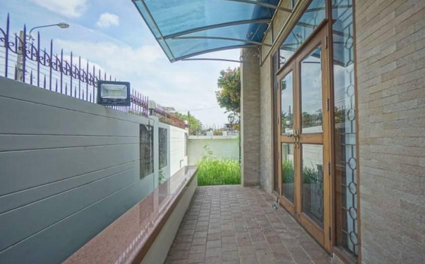 เช่า บ้านเดี่ยว 2 ชั้น ติดถนนพุทธมณฑล สาย 1 หมู่บ้านมหาดไทย 1 ขนาด 101 ตรว  4 นอน 5 น้ำ 3