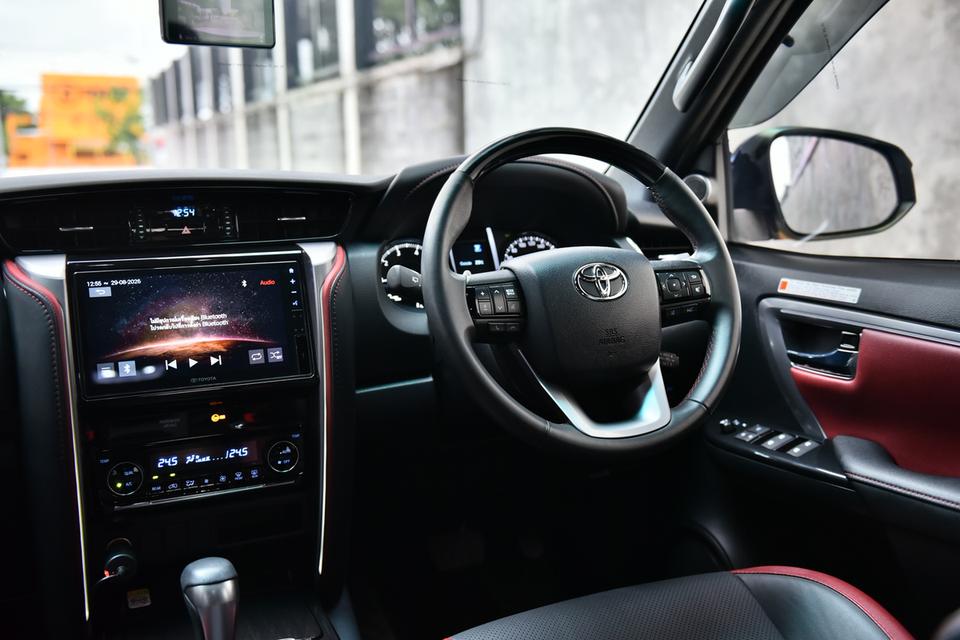 FORTUNER LEGENDER BLACK TOP ทะเบียนคืน รูปที่ 16