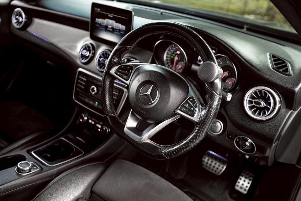 Mercedes Benz Gla250 ปี 2017 11
