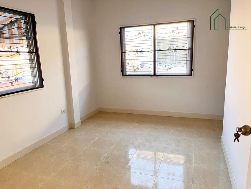 ทาวน์เฮ้าส์ 2 ชั้น ม.ชายคลอง หลังริม บางบ่อ สวยพร้อมอยู่ 13