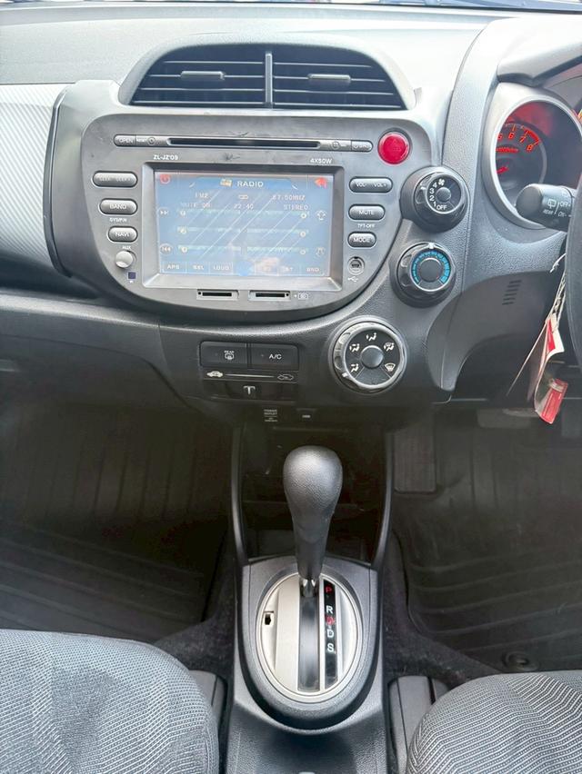HONDA JAZZ 1.5SV i-VTEC TOP 2008 สีฟ้า PADDLE SHIFT 7