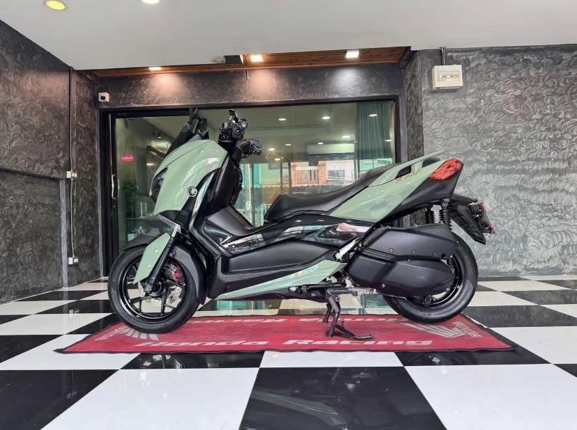 Yamaha X-max300cc 2020 4