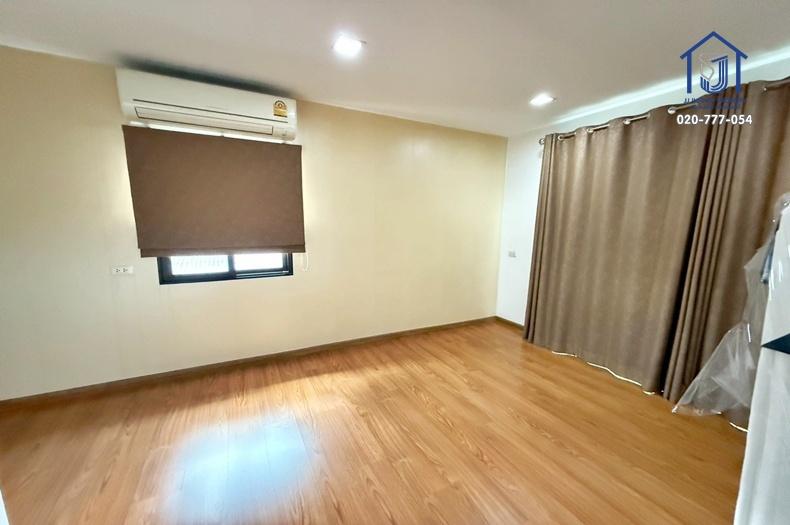ขายบ้านเดี่ยว 3ชั้น โกลเด้น เพรสทีจ วัชรพล-สุขาภิบาล 5 ใกล้ทางด่วนสุขาภิบาล 5 หลังริม 10