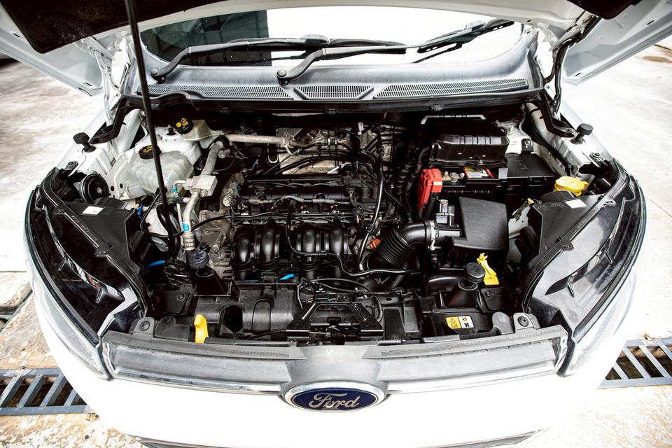 Ford EcoSport 1.5 Titanium Sunloof ปี 2014 สีขาว  9
