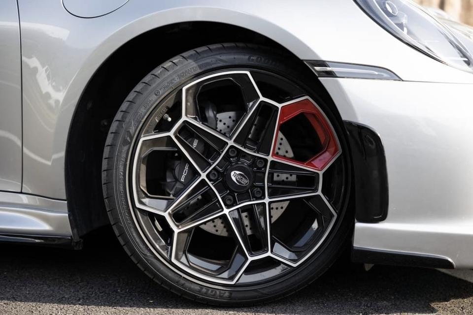 Porsche 911 CARRERA ,992 Techart 10