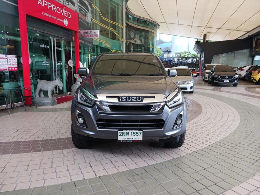 ขายรถ Isuzu D-max 1.9L ddi Space-cab Hi-Lander ปี 2018 สีเทา เกียร์ธรรมดา  2