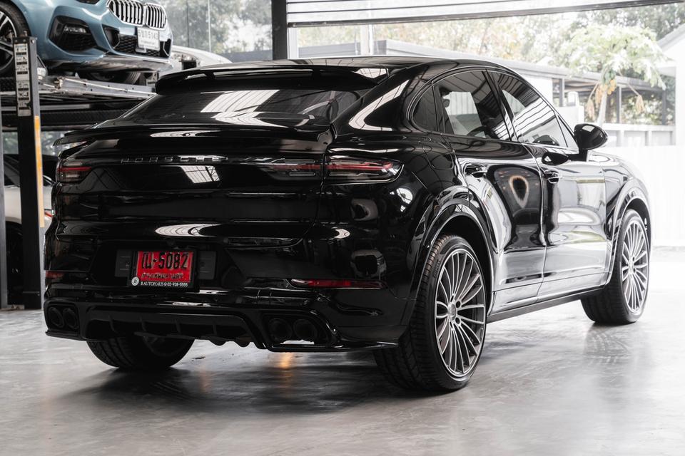 Cayenne Coupe Black 2