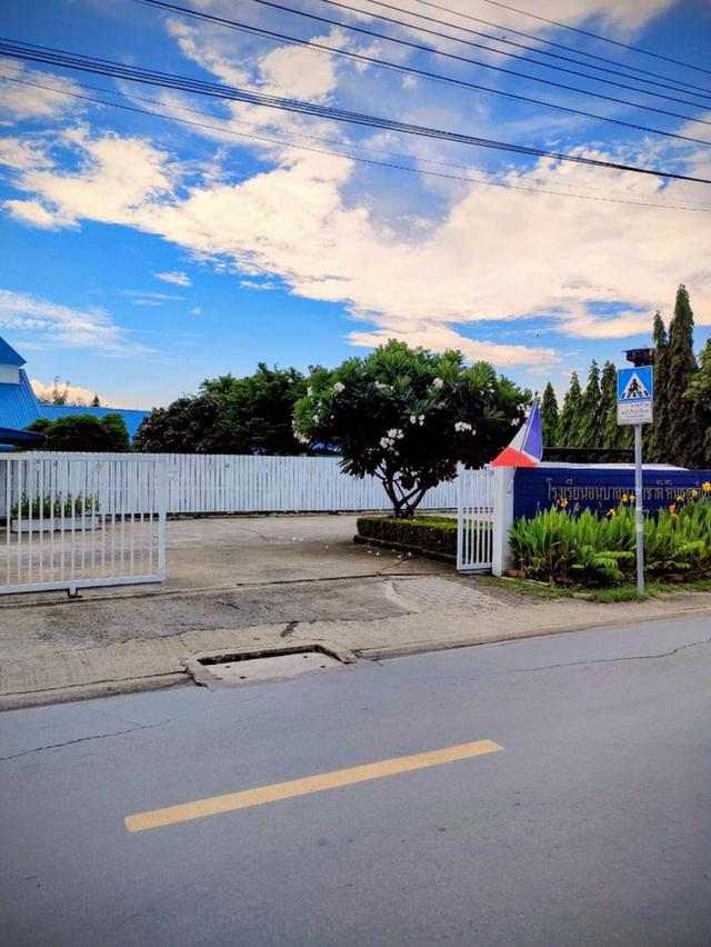 ให้เช่าที่ดินเปล่าถมแล้วพื้นเทคอนกรีตในถนนนวลจันทร์ กรุงเทพมหานคร 4