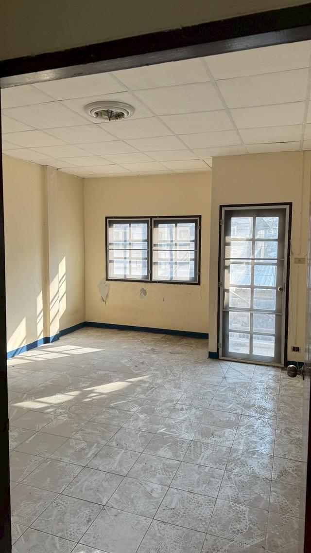 ขายทาวน์โฮม 3 ชั้น 29.4 ตร.ว. หมู่บ้านเกตุนุติ การ์เด้นท์ ซอย 1 นาคนิวาส ซอย 38 4