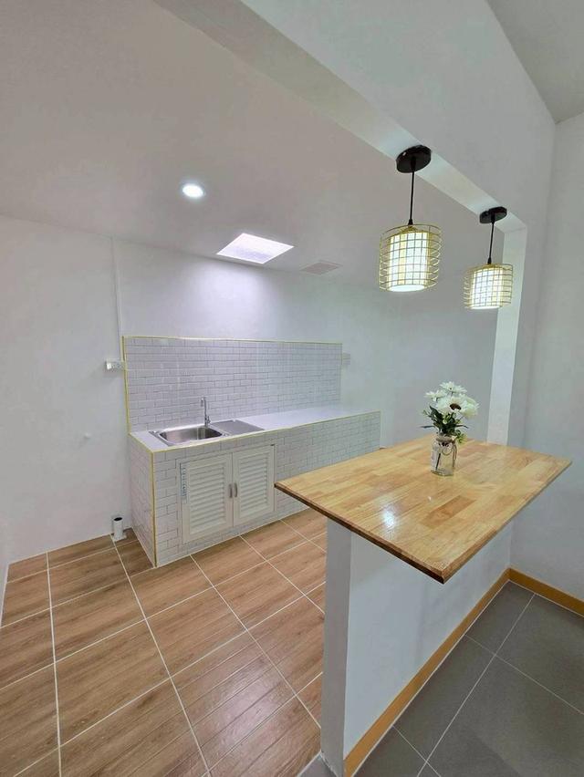 หมู่บ้านสิรารมย์     7