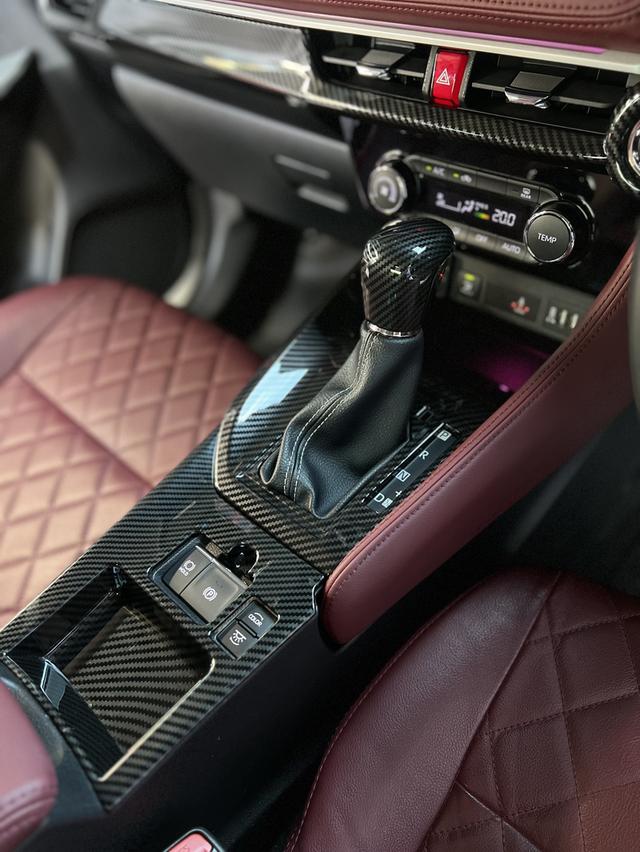 Toyota Yaris Ativ 7