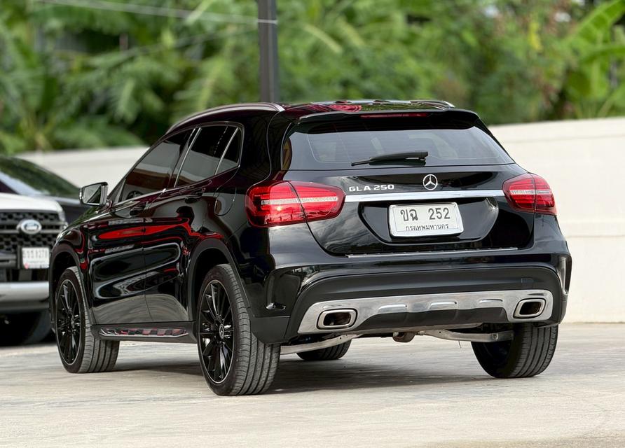 Benz Gla250 ปี19