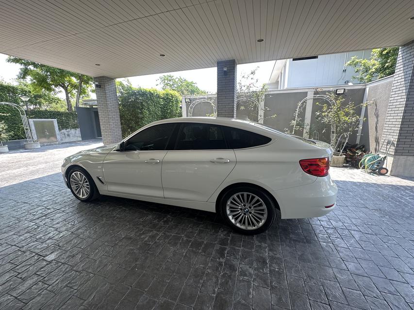 BMW 320D GT Luxury สีขาว เบาะน้ำตาล ปี 2014 5