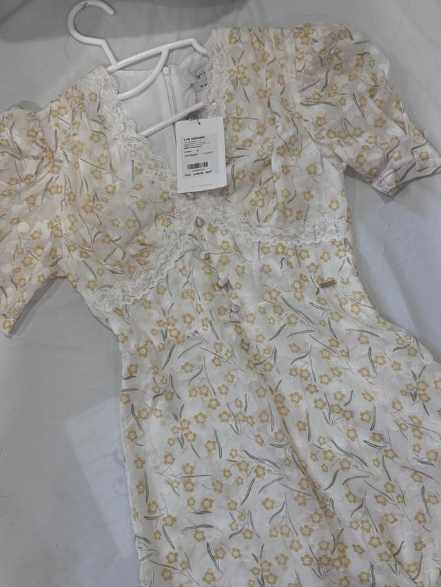 LYN AROUND เดรส ราคา 3,490 ชุดเซท1,990 ของแท้ มีป้าย